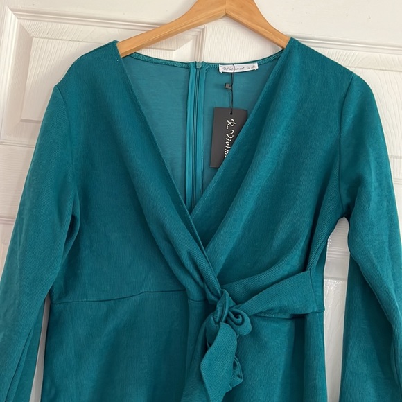 🌷R.Vivimos dress V neck/Esmeralda green color/cotton - Picture 2 of 12